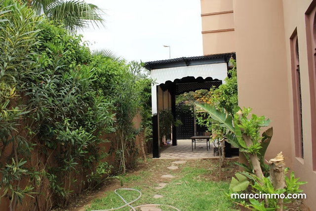 Villa vide a Louer dans quartier Masmoudi — 3