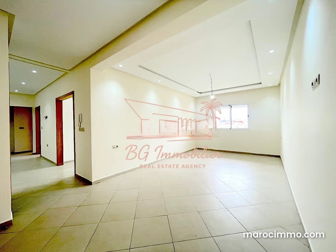 Appartement 4 pièces avec terrasse à Hay Dakhla Agadir — Agadir