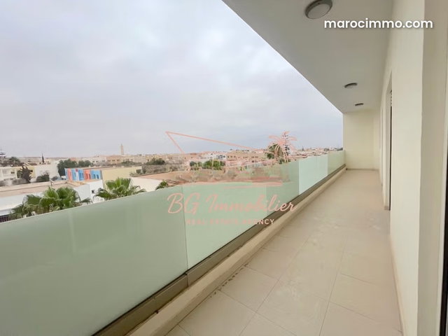 Spacieux appartement neuf, 2 ch, jolie prestation — 5