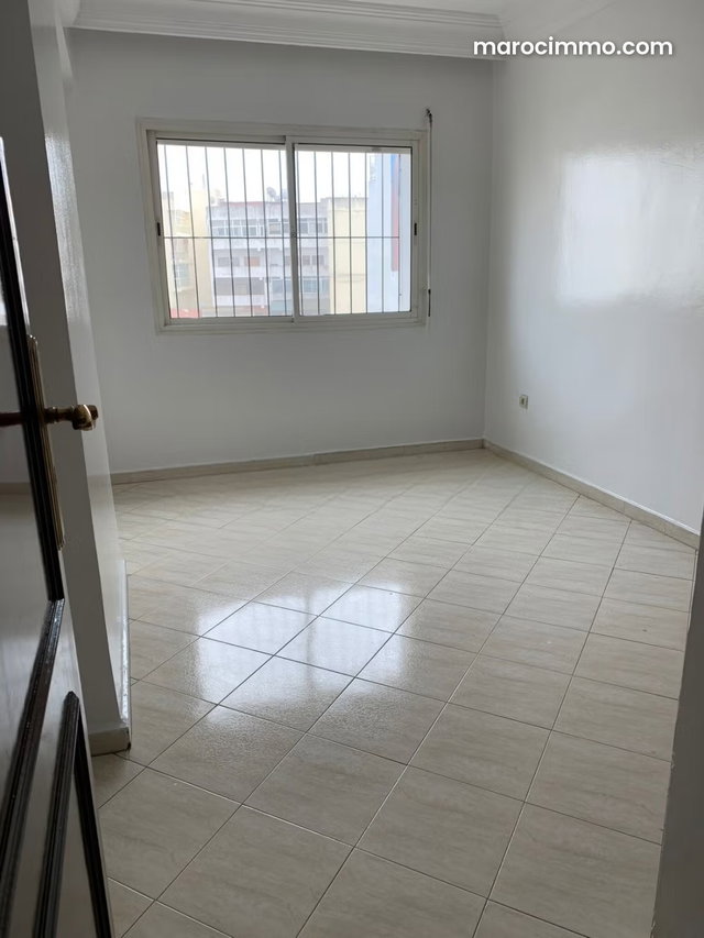 Superbe appartement à louer à Hay Palestine. 1 Pièce. Cuisine entièrement équipée — 5