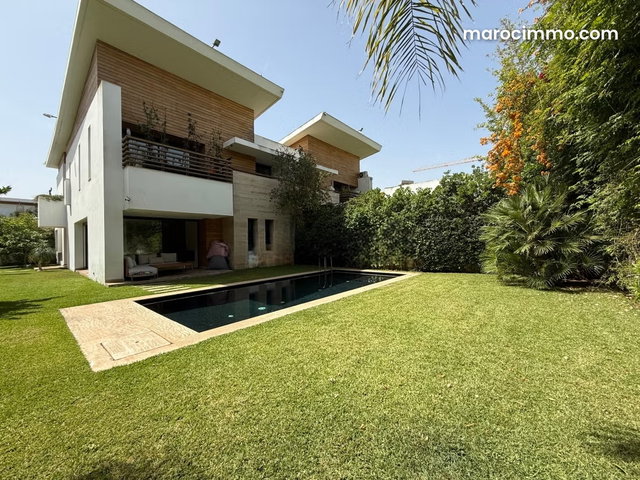 Superbe villa meublée à Bouskoura Ville Verte — 2