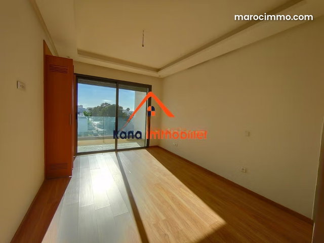 Appartement à louer sur Hay Riad — 4