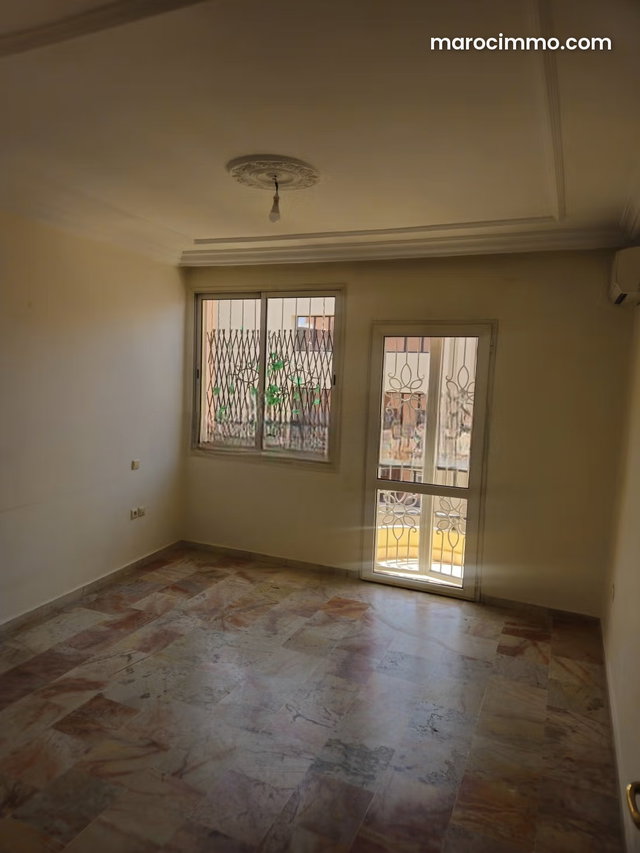 Bureaux en location en face du lycée Victor Hugo — 4