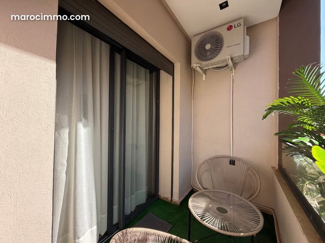 Apartment to purchase in Hivernage. 2 rooms. Furnishings — 5