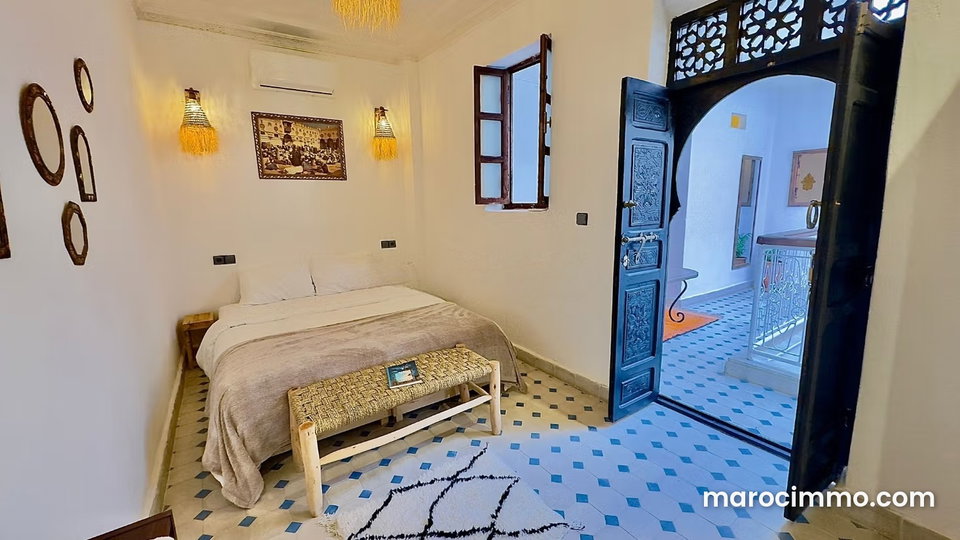 Riad clé en main en activité 4/5 ch avec piscine – médina