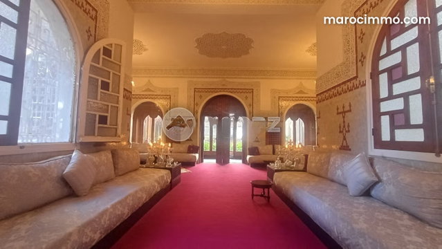 Riad à vendre 2 600 m², 6 chambres Souissi Rabat — 4