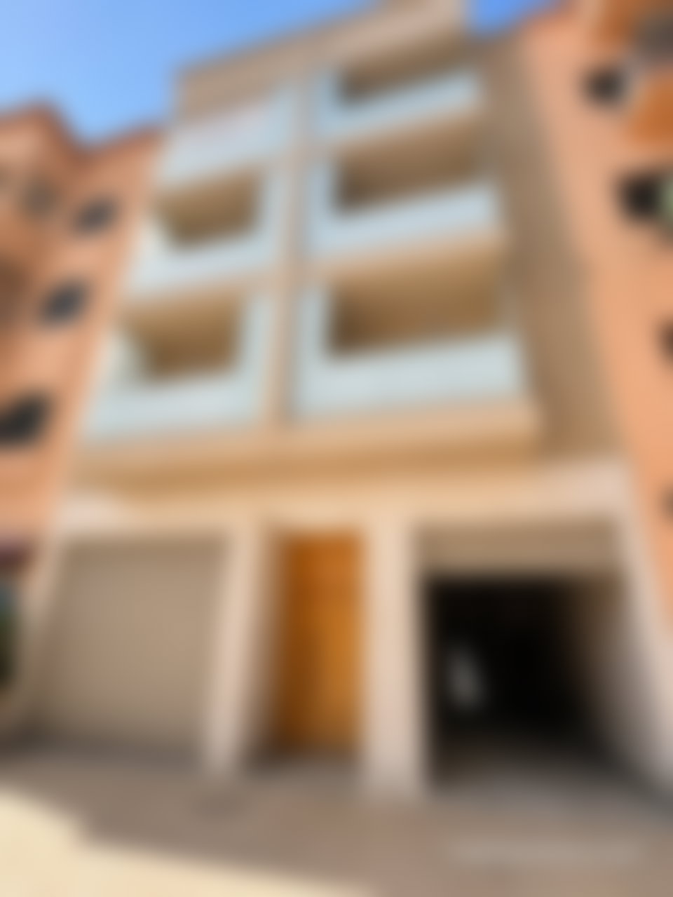 محل تجاري جاهز للبيع بحي إزدهار مراكش