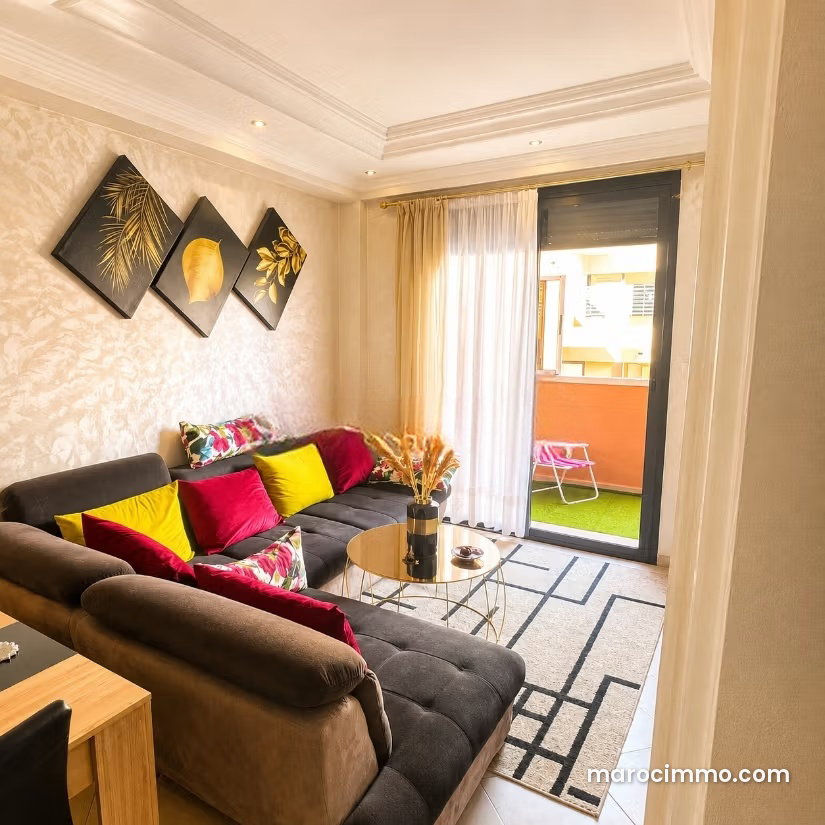 Furnished 80 sqm Apartment with Terrace in Gueliz, Marrakech — Marrakesh