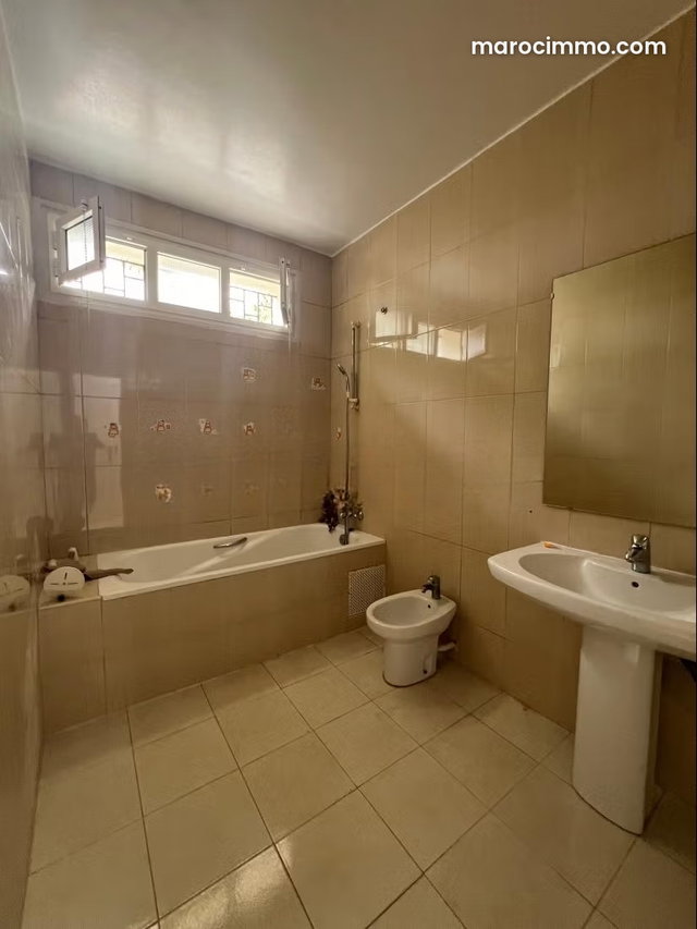 Villa à louer – OLM Souissi, Rabat — 5