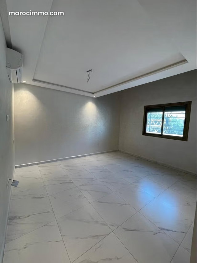 Duplex 3 Chambres en Location Longue Durée — 4