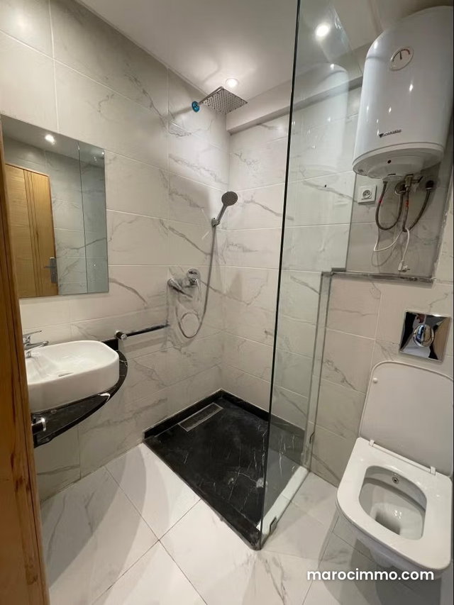 Duplex 3 Chambres en Location Longue Durée — 2