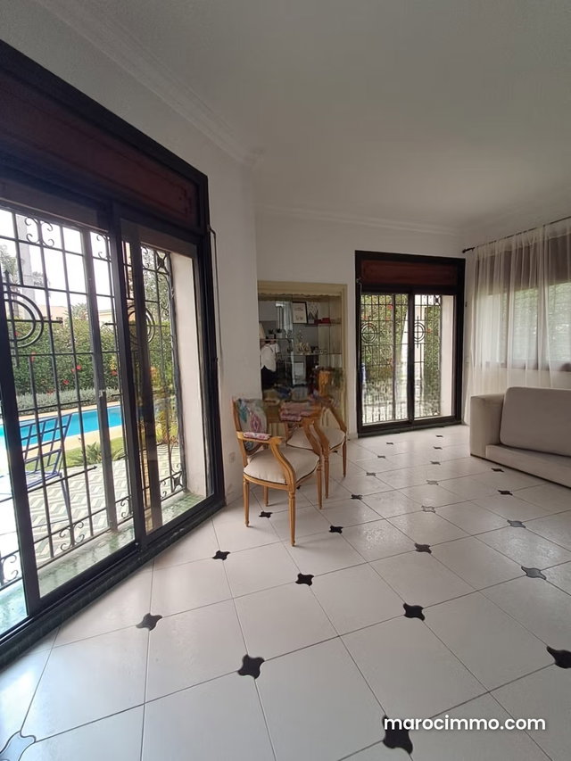 Villa for rent in Hay Riad — 4
