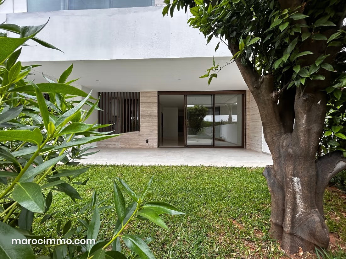 Appartement 2 chambres avec jardin et piscine, Souissi, Rabat — Rabat