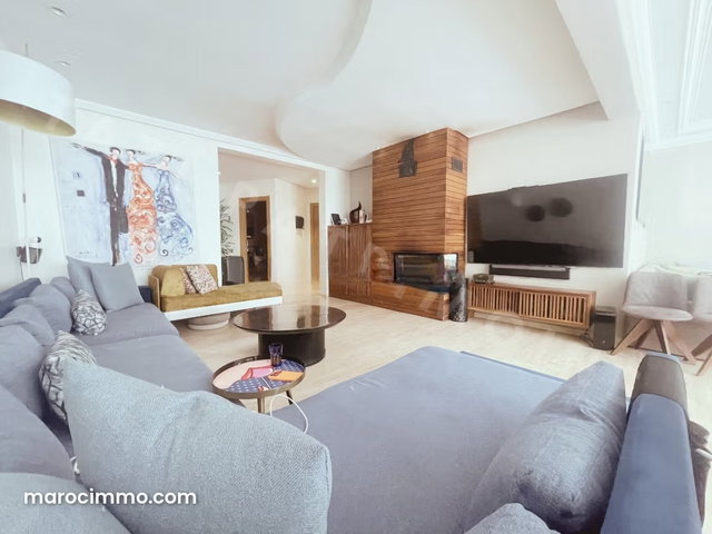À vendre appt 3 ch ensoleillé ch de personnel — 2