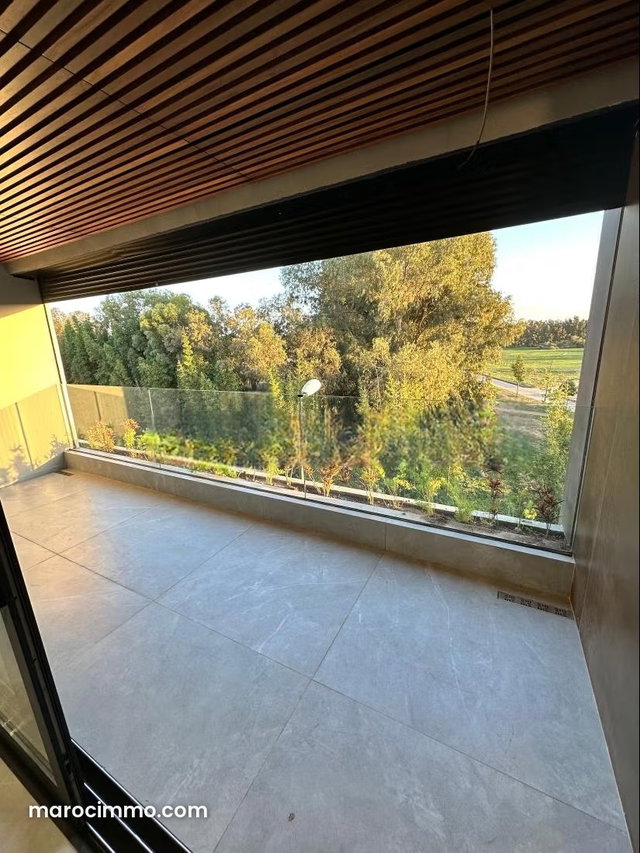 Appartement haut standing en location A souissi — 2