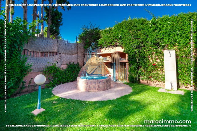Vacant villa for rent in Inara Targa with garden and private pool — 3