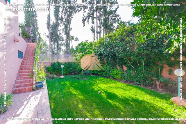 Vacant villa for rent in Inara Targa with garden and private pool — 5