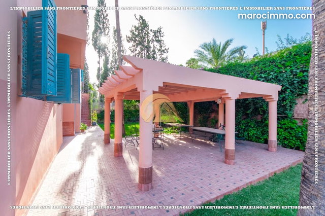 Vacant villa for rent in Inara Targa with garden and private pool — 4