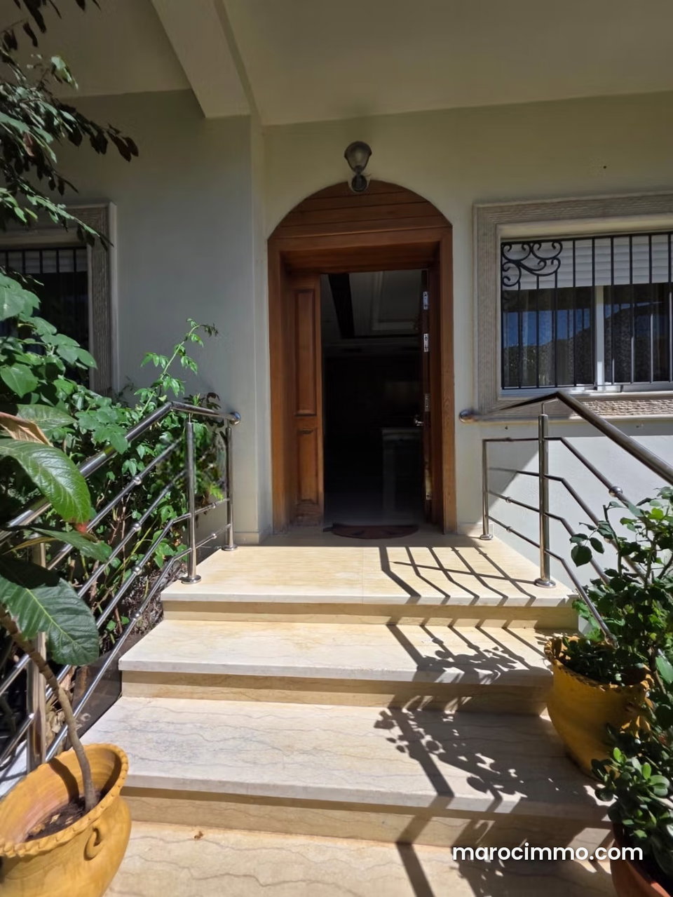 Villa on Achakkar Road near Ikrae