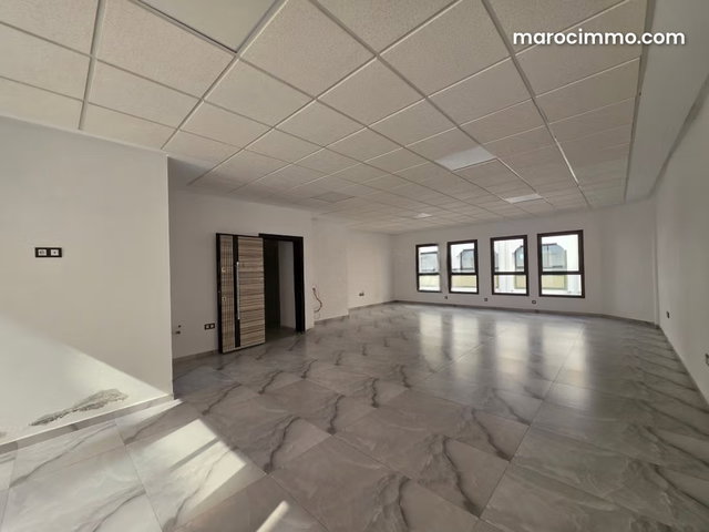 Office Building for Rent in Entirety, City Center — 5