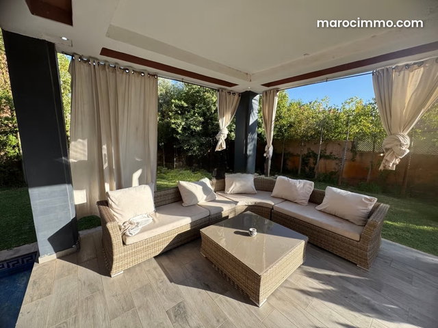 Très belle villa à vendre à Route de Fez. 5 pièces confortables. Bien meublé — 3