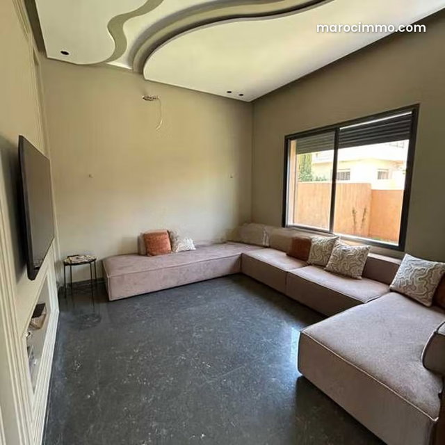 Villa à Vendre de 561.0 m² à Marrakech, Route De Tahanaout Cherifia — 3