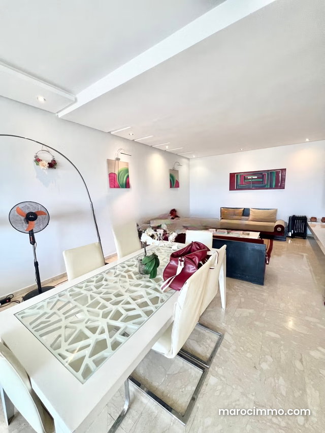 Bel Appartement 3 Chambres Vue Mer Ain Diab — 3