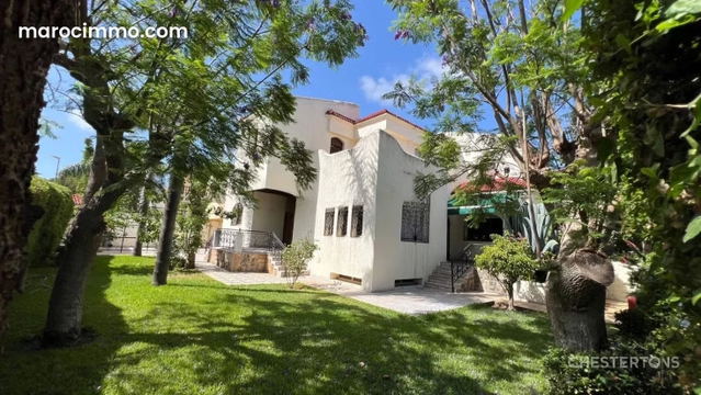 Villa à fort potentiel à vendre à Hay Riad idéale pour habitation ou usage professionnel — Rabat