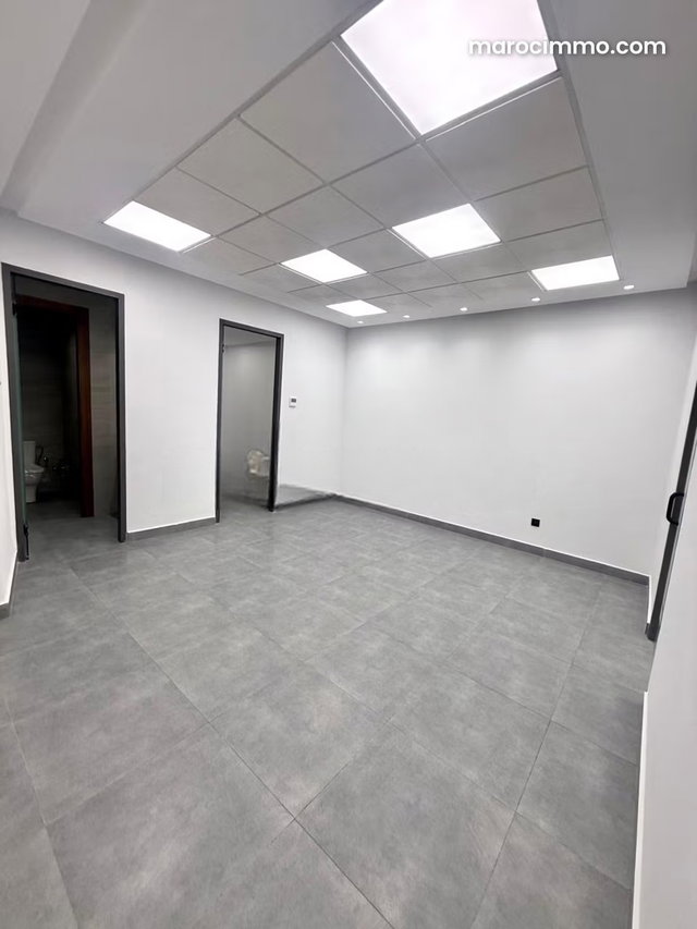 Bureau neuf à vendre — 5