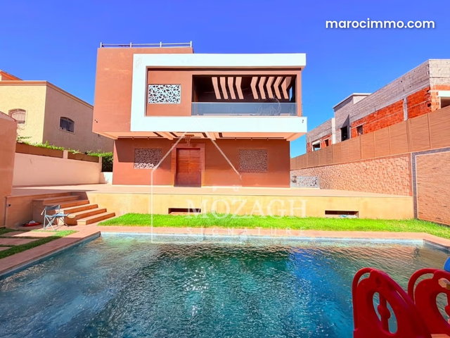 Charmante villa 800 M2 avec piscine privée à Targa — 2