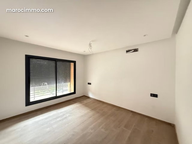 Duplex non meublé à louer à long terme – Victor Hugo, Gueliz — 3