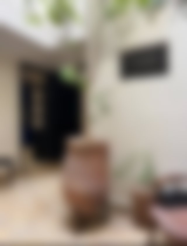 رياض حديث بحديقة وشرفة في قلب رميلة مراكش — 4