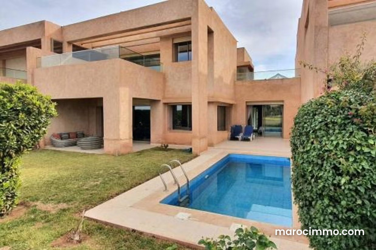 270 sqm Villa with Pool and Garden, Agdal, Marrakech — Marrakesh