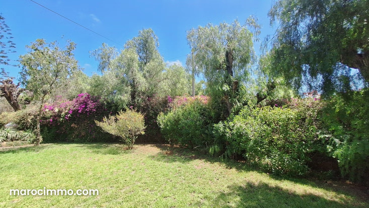 Villa 250 m² sur 988 m² de terrain à Anfa, Casablanca — Casablanca