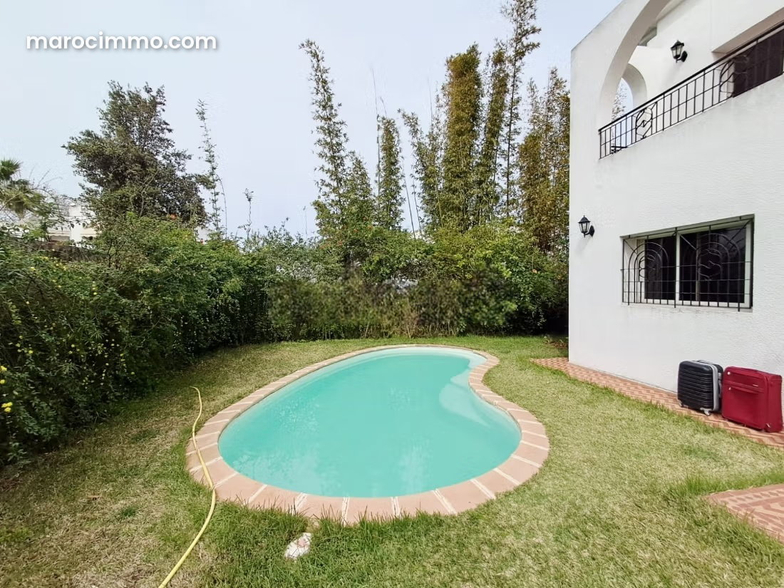 800 sqm villa with pool and garden, Riyad, Rabat — Rabat