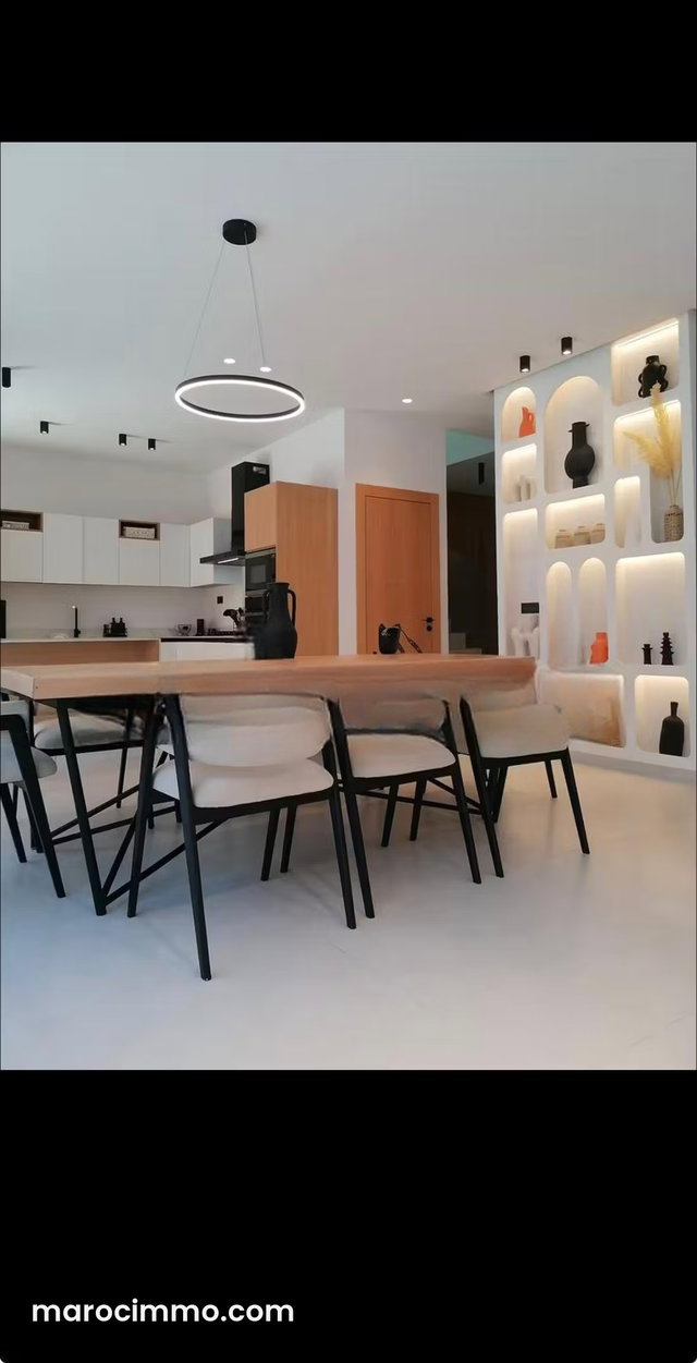 Maison de luxe à louer à Route de Tahanaout. 3 grandes pièces. Bien meublé — 4