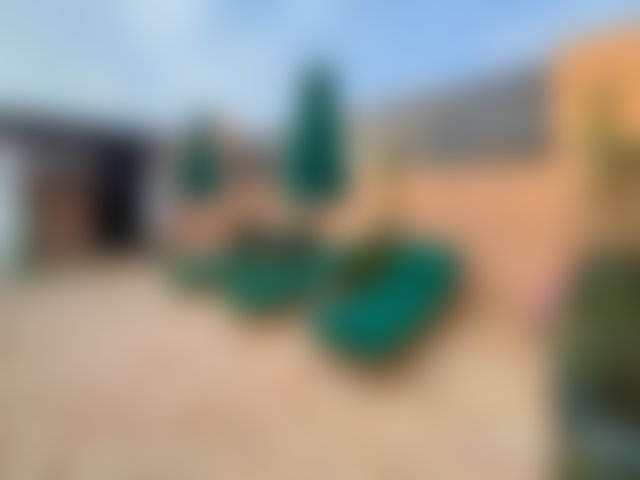 رياض فاخر بمسبح للبيع في حي الكنارية بمراكش — 2