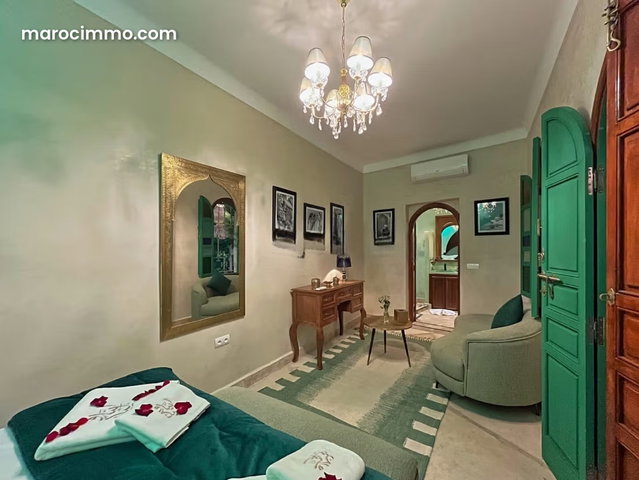Riad titre à la vente à Kennaria. 5 pièces confortables. Salon typique marocain, résidence sécurisée — 5