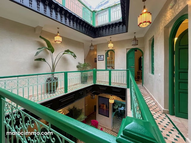 Riad titre à la vente à Kennaria. 5 pièces confortables. Salon typique marocain, résidence sécurisée — 3