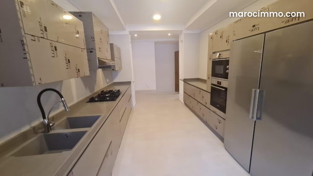 Superbe appartement à louer à Haut Agdal. 5 pièces confortables. Prestation de conciergerie, belle Piscine — 2