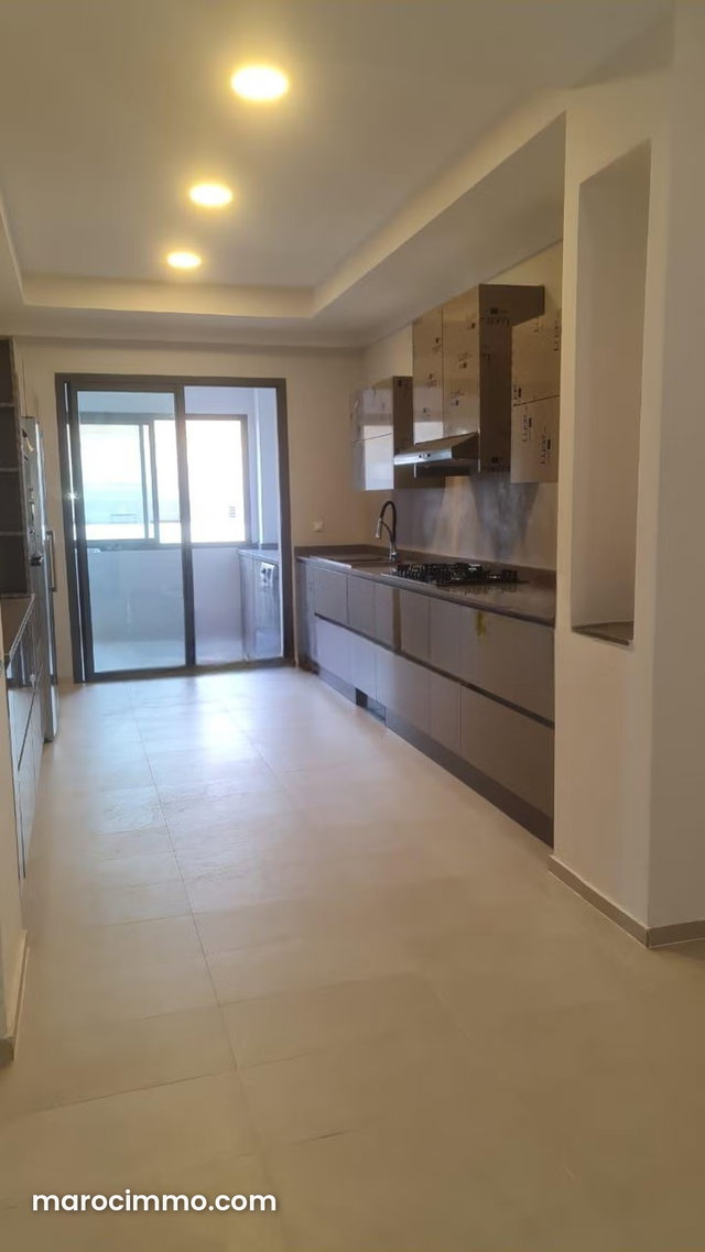 Superbe appartement à louer à Haut Agdal. 5 pièces confortables. Prestation de conciergerie, belle Piscine — 3