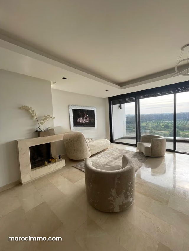 Penthouse F4 et 1 ch personal à louer – L’Orangeraie de Souissi, Rabat — الرباط