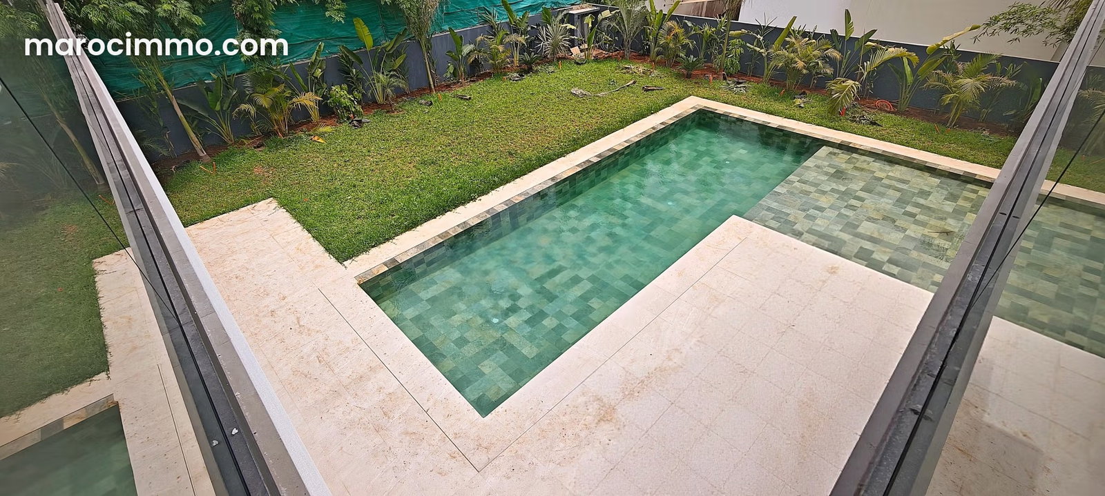 Villa neuve 1300 m², 5 suites avec terrasses privées, Souissi Rabat — Rabat