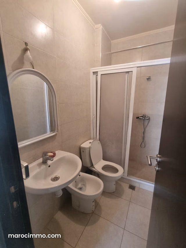 Appartement à vendre dans le quartier Mohammedi. 2 grandes pièces — 2