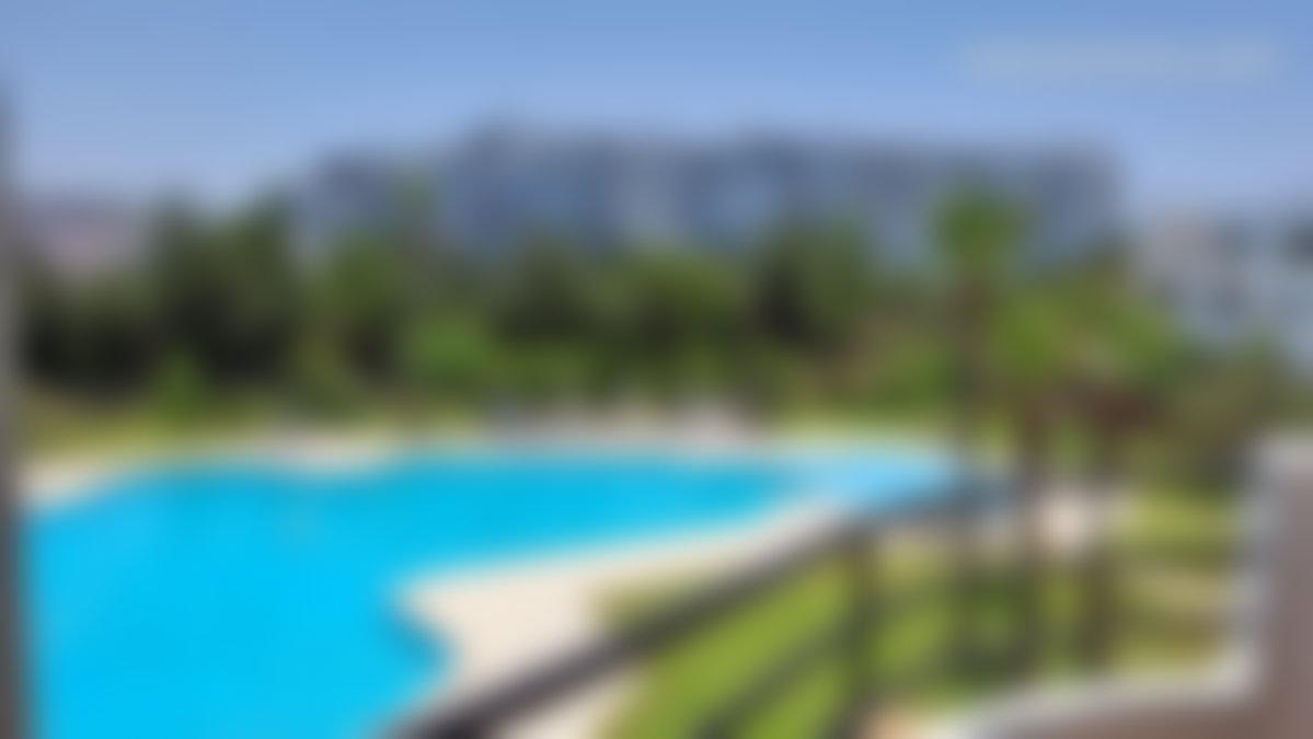 Appartement 74 m² vue mer, Mdiq avec piscine et terrasse