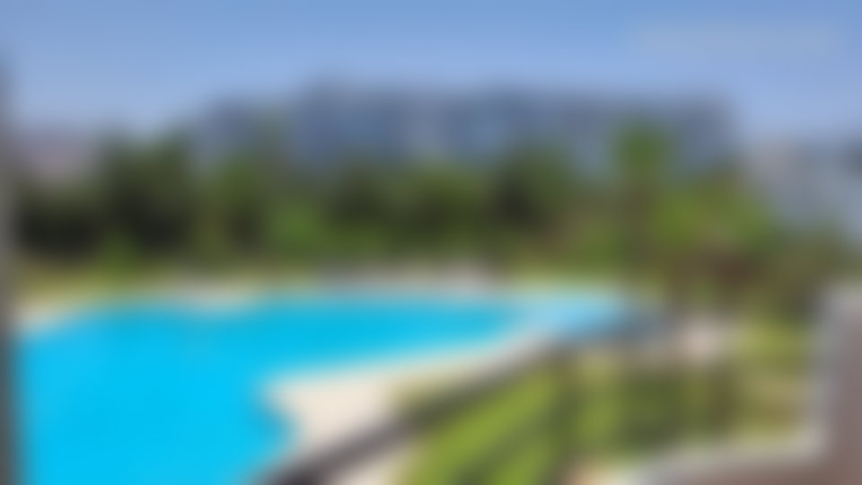 Appartement 74 m² vue mer, Mdiq avec piscine et terrasse