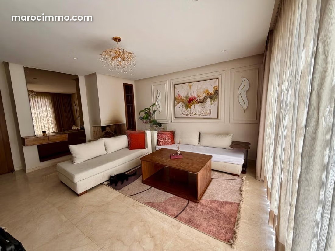 124 sqm Apartment with Terraces, Top Floor, Souissi, Rabat — Rabat