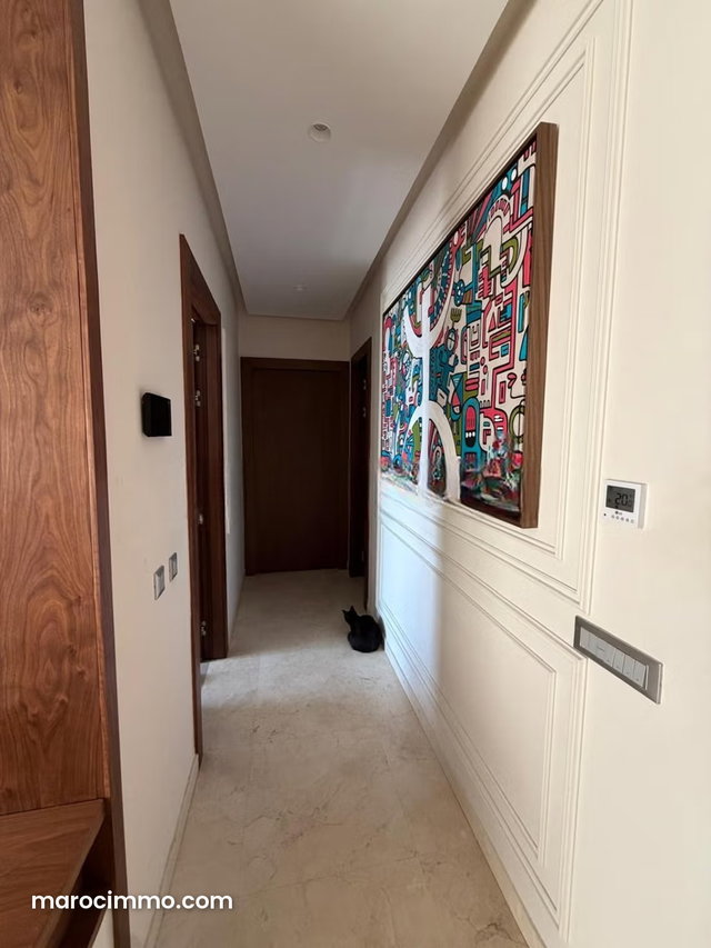 À Vendre: Superbe Appartement à Souissi Orangerie — 3