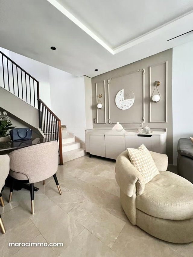 Magnifique Duplex Meublé — 4