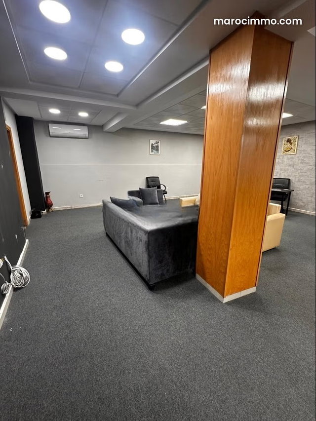 Bureaux à louer 96 m2 vide à Les Hôpitaux — 5
